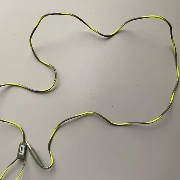 Bose Soundsport in Ear Earphones (IOS)